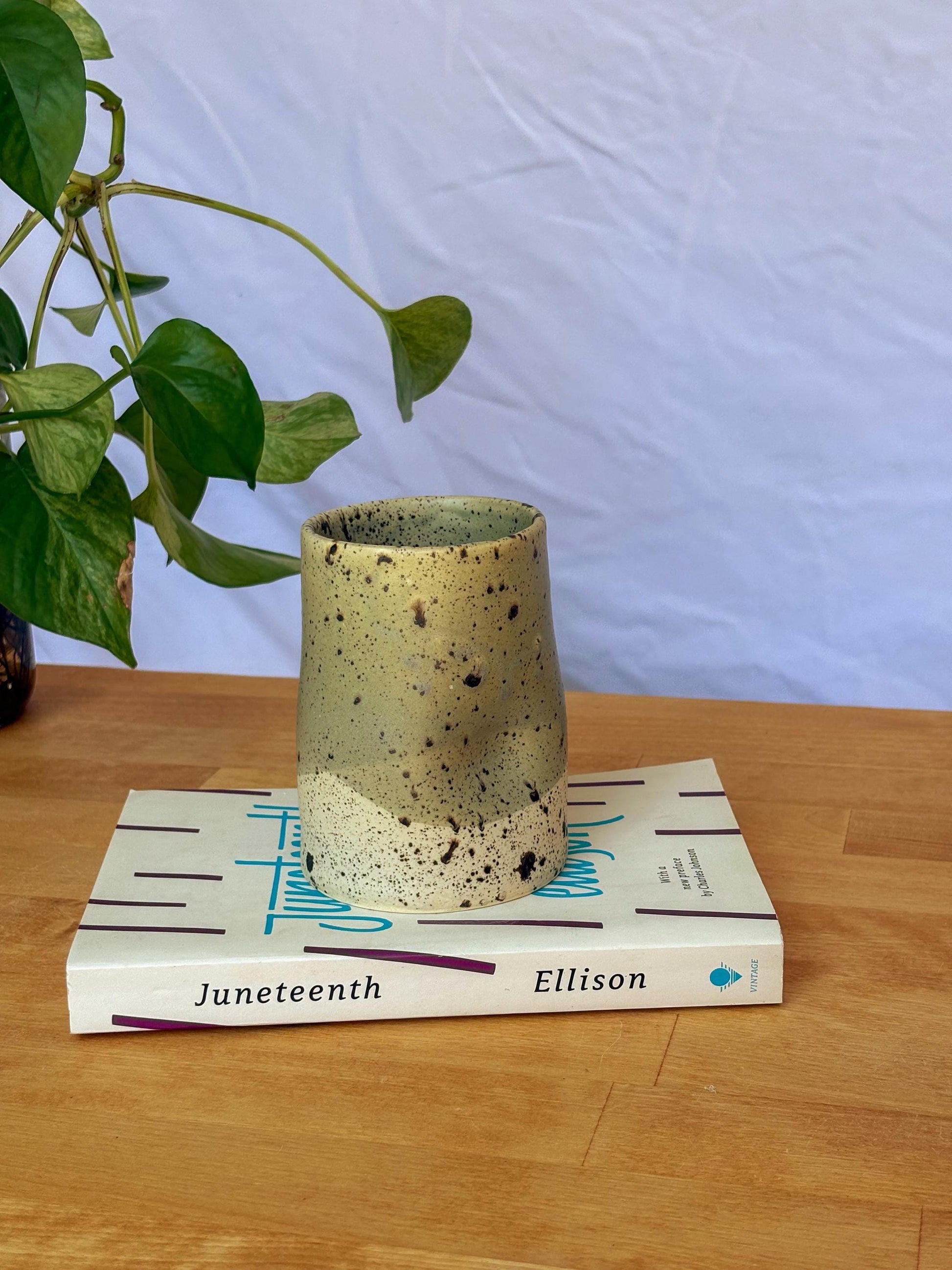 Handmade Speckled Stoneware Tumbler – Minimalist Green & White Ceramic Cup | Wabi-Sabi Inspired Pottery
