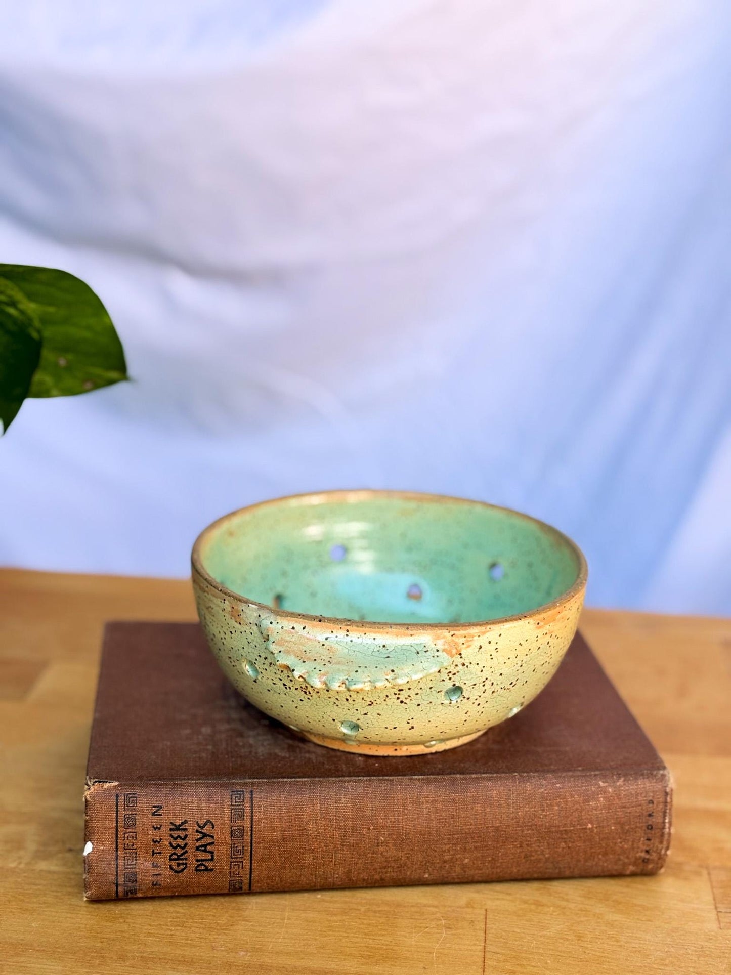 Summer Colander with Rippled Handles | Bright Berry Bowl