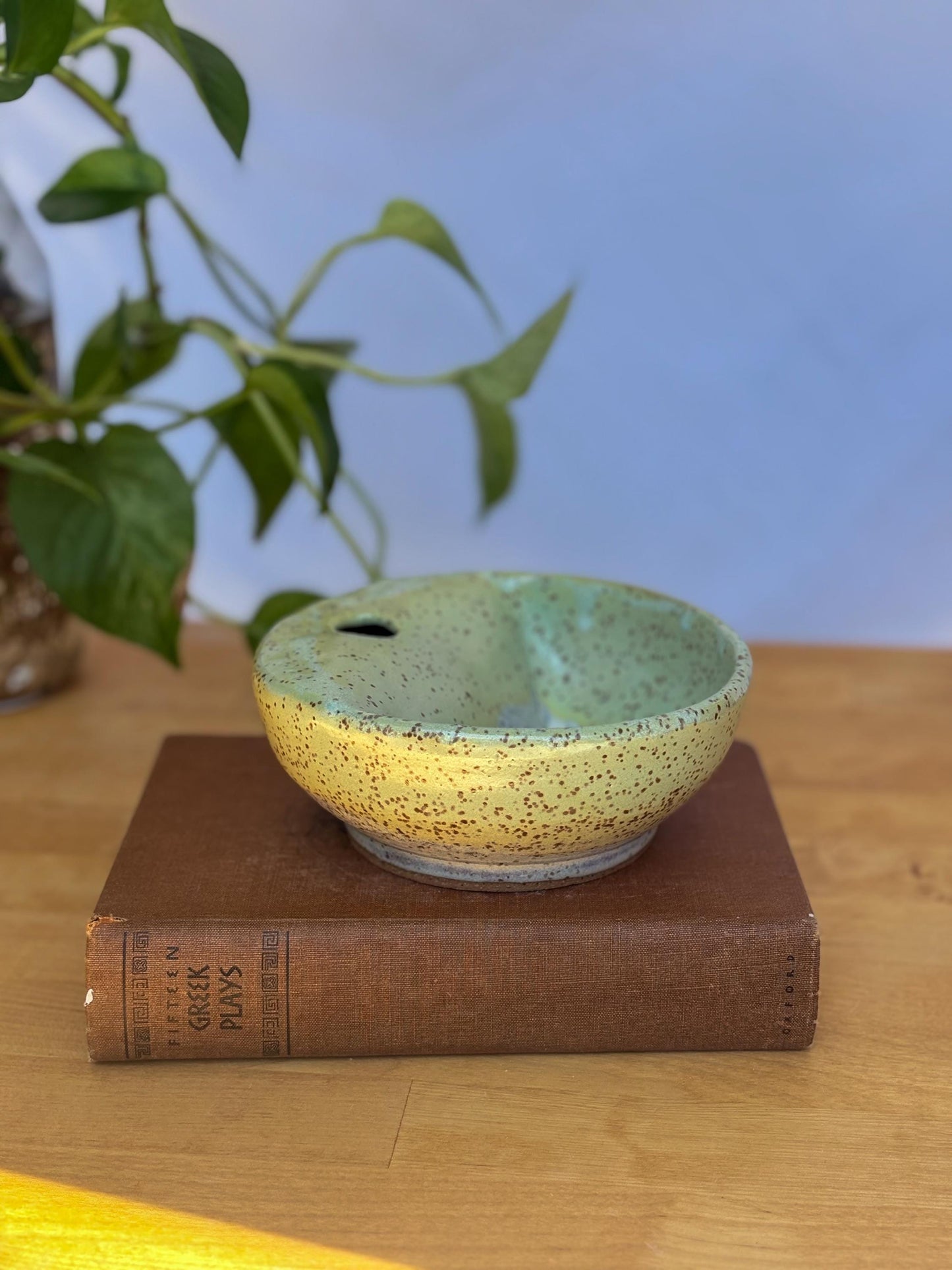 Melon Yellow Seed Bowl | Handmade Stoneware for Fruits & Nuts