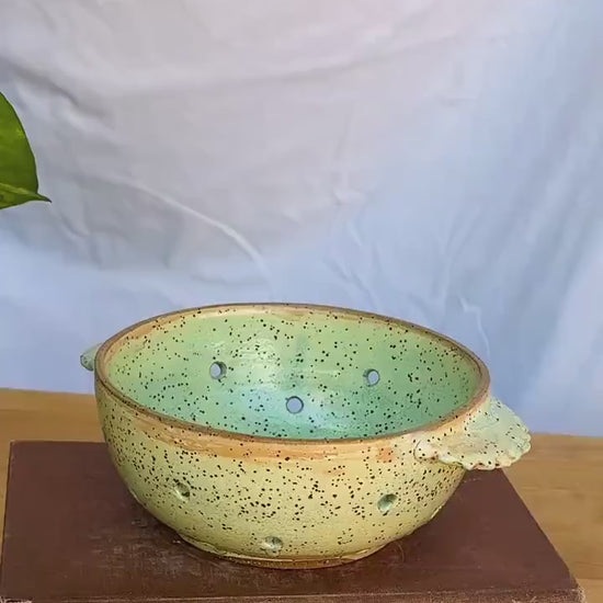 Summer Colander with Rippled Handles | Bright Berry Bowl