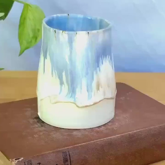 Lavender Glaze Thumb Cup